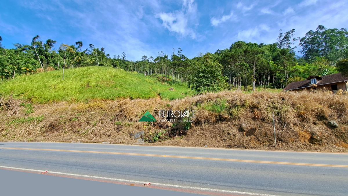 ÁREA RURAL NO CEDRO ALTO
