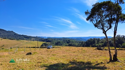 Belo terreno Rural