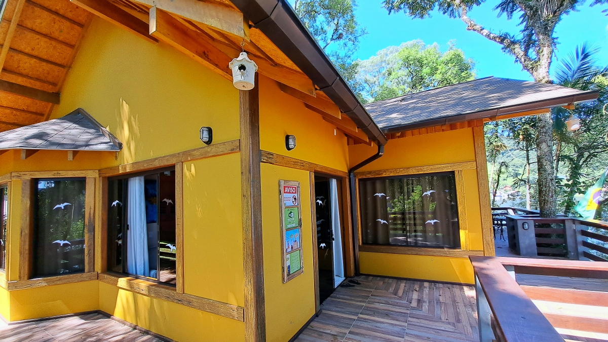 CASA SAÍRA (SAFARI)