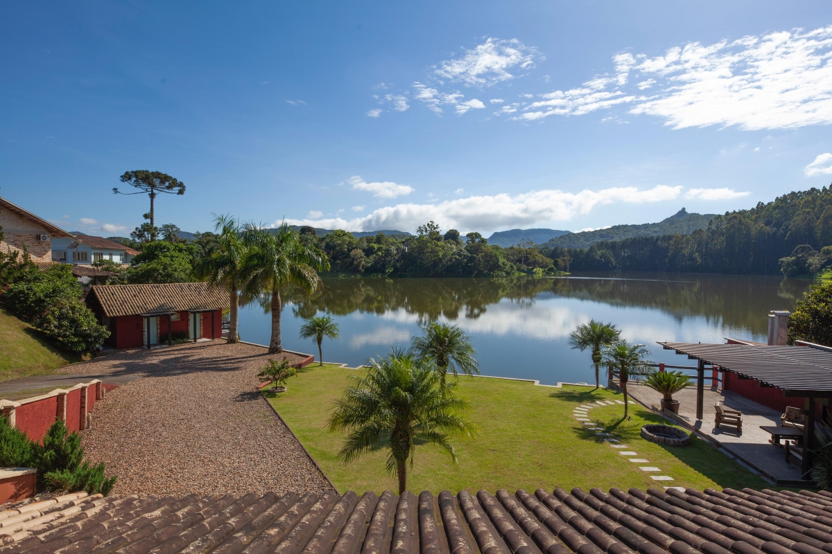SUA CASA ARAÚCARIA
