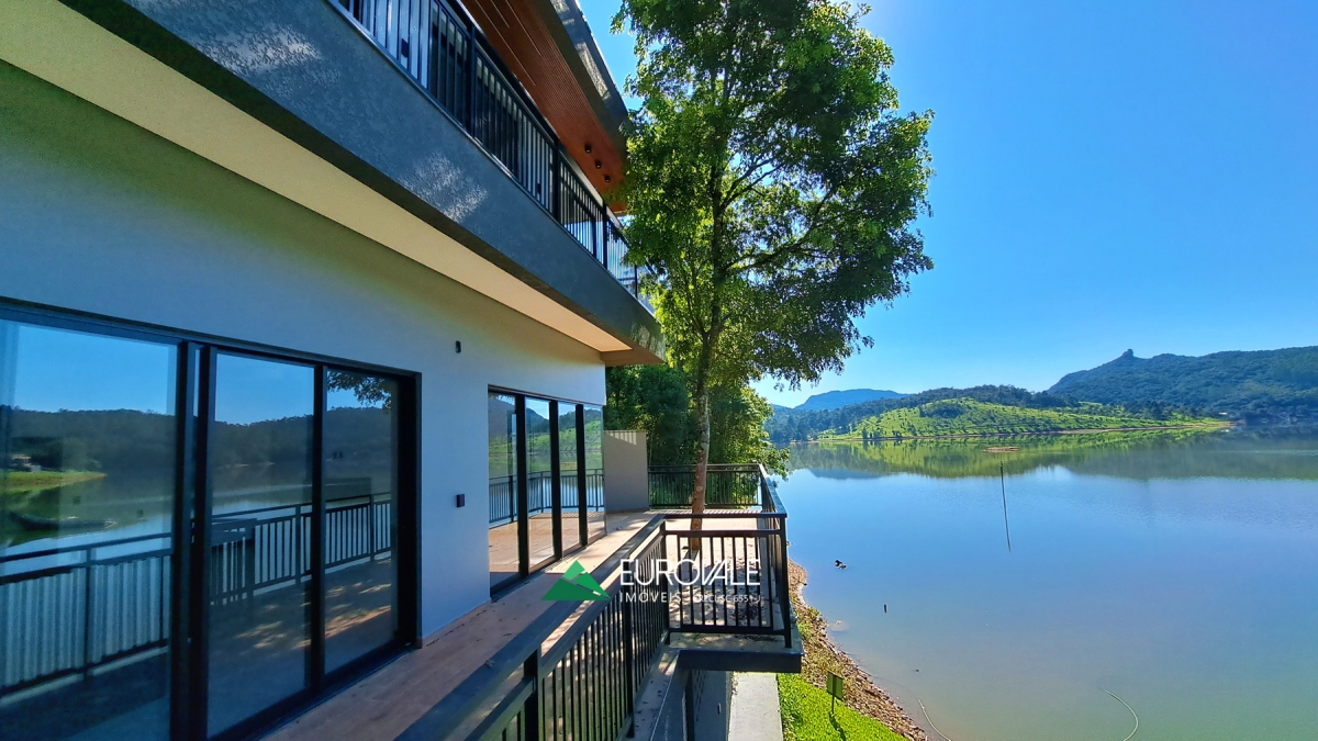 CASA ALTO PADRÃO EM PALMEIRAS