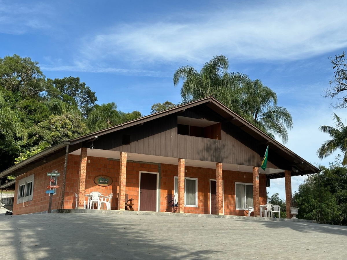 RANCHO SERELEPE (SAFARI)