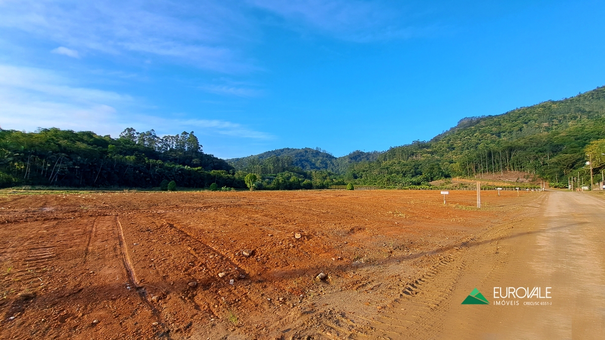 TERRENO COM 5.000 M² NO CENTRO
