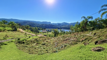 Lotes a venda na represa de Palmeiras